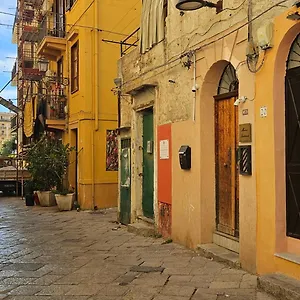 https://vintage-room.palermohotels.org